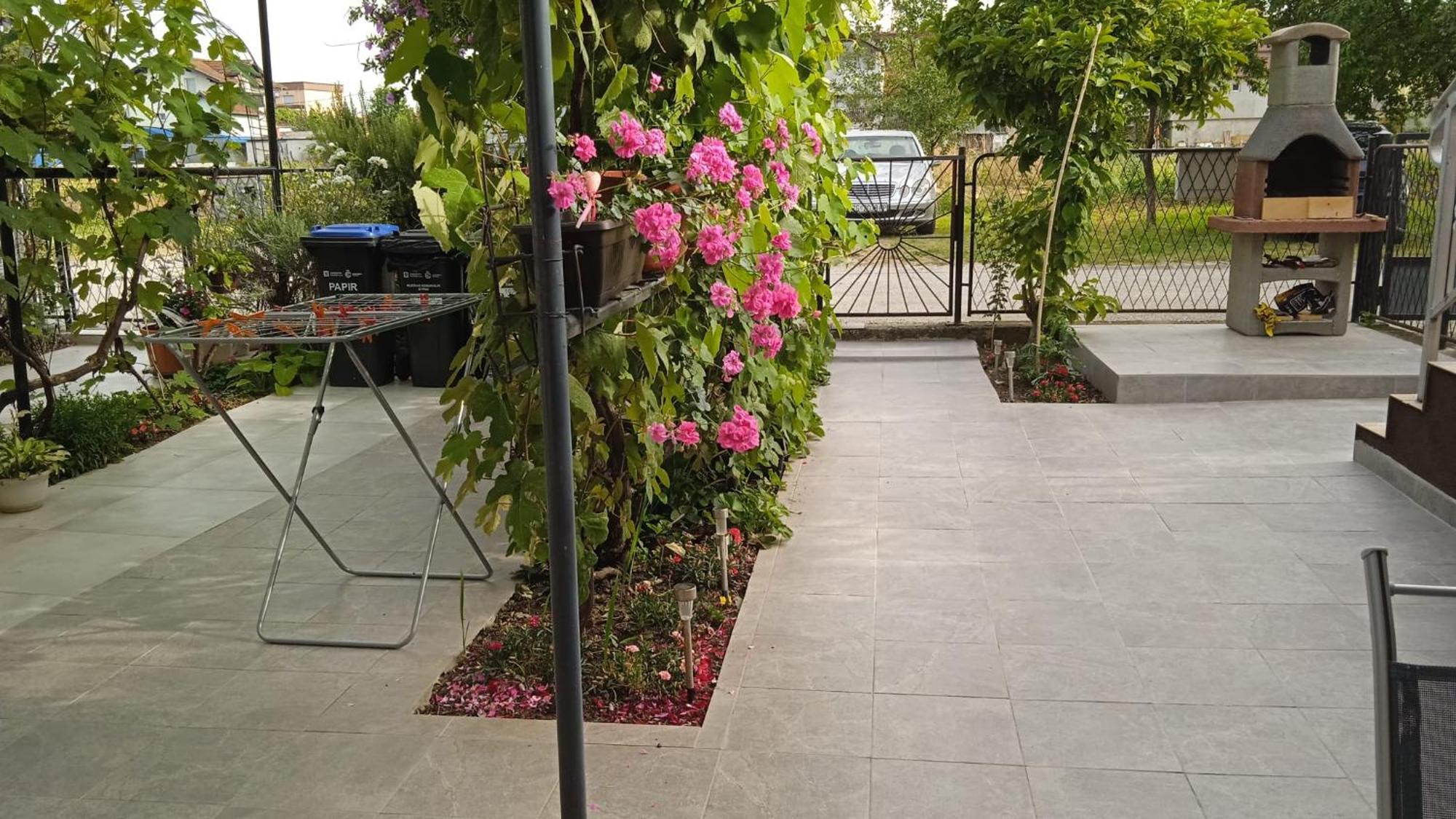 Apartman Tina Ζάγκρεμπ Εξωτερικό φωτογραφία
