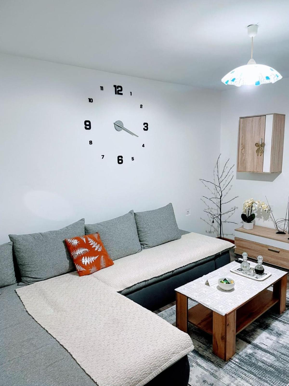 Apartman Tina Ζάγκρεμπ Εξωτερικό φωτογραφία